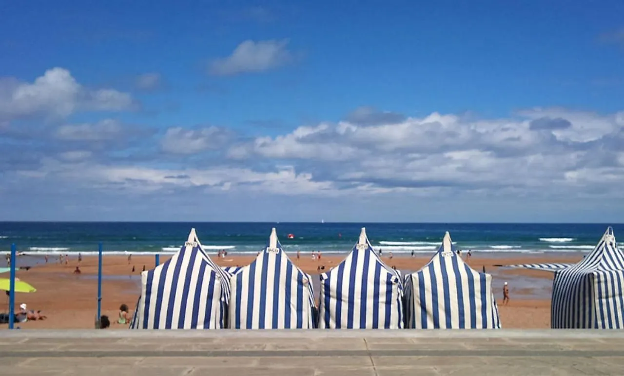 Egona-La39 Moderna, Ideal Familia Wifi -Parking Apartment Zarautz Spain